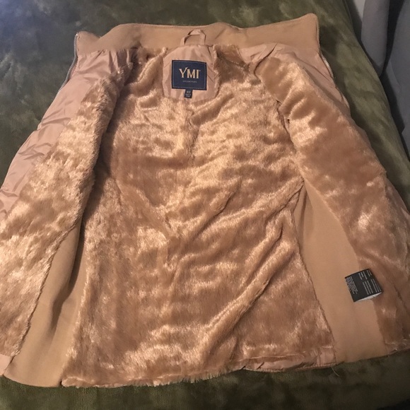 Vest - Picture 2 of 3